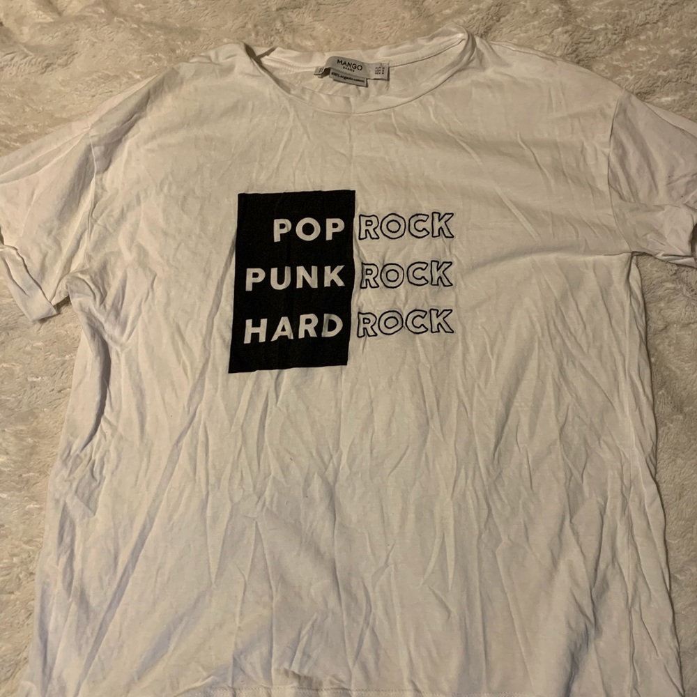 graphic t-shirt